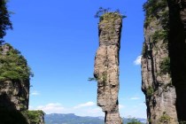 成都到恩施大峡谷有多远，恩施大峡谷门票多少钱，乘什么交通工具方便